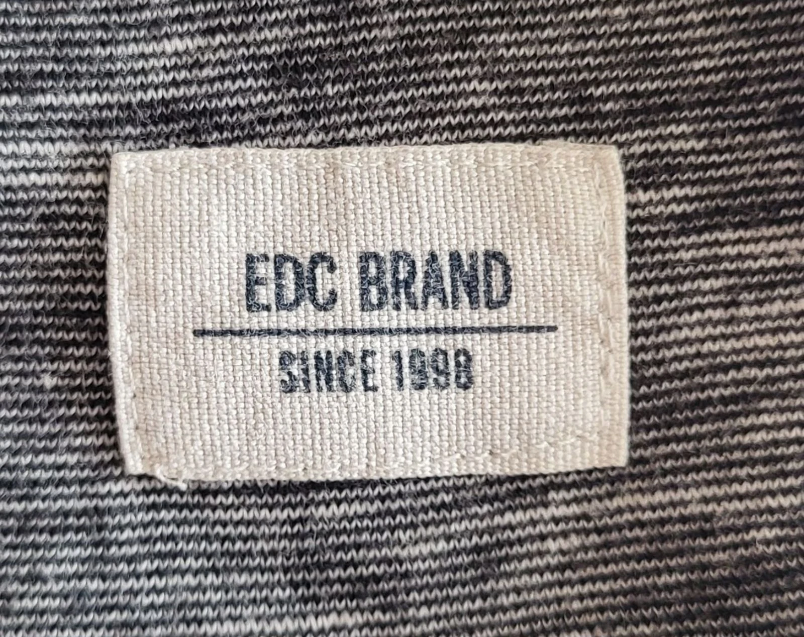 EDC By Esprit Camiseta TL/TFr40-Negra-Bolsillo en la Parte Delantera en Excelente Estado – photo 6